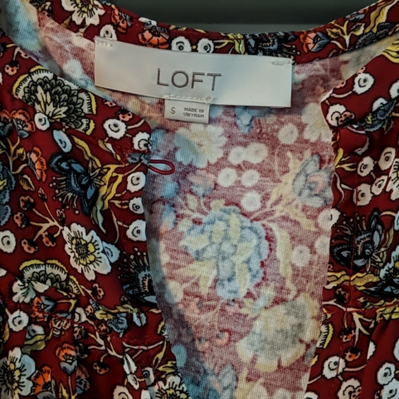 DONATED EUC Loft Floral Blouse - Picture 3 of 3